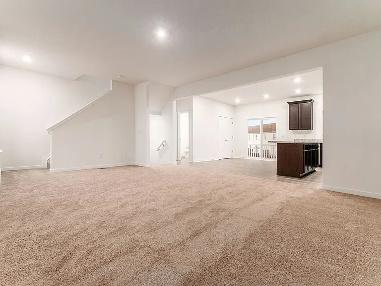 122 Red Willow Dr — Photo 15
