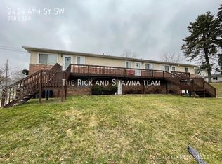 2424 4th St SW, Akron, OH 44314