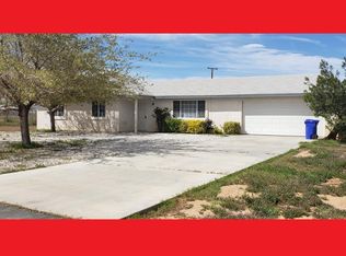 10816 Cochiti Rd, Apple Valley, CA 92308