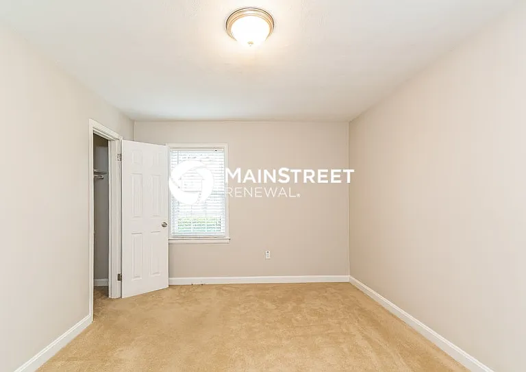 212 Meadowview Dr — Photo 9