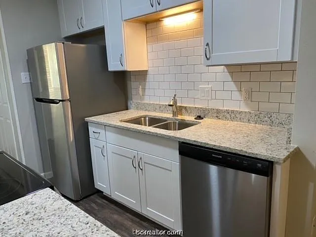 1401 Airline Dr #B — Photo 5