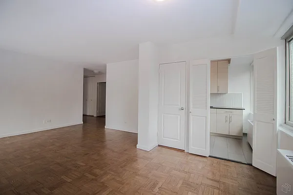 Rented by Halstead Real Estate | media 16