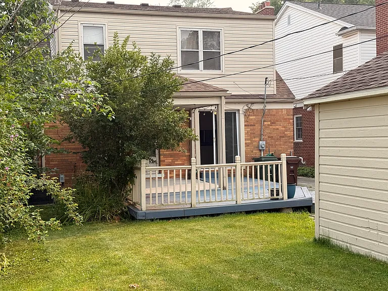 2056 Lennon St — Photo 24