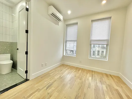Rented by Doorway NYC, LLC | media 5