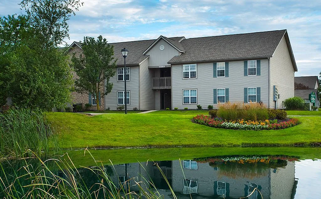 Emerald Lakes and the Vistas at Wedgewood — Photo 1
