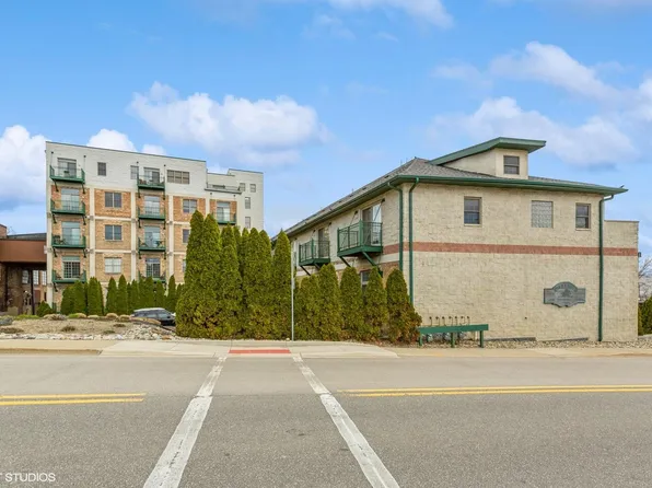 1117 Broad St Unit 3B, Saint Joseph, MI 49085