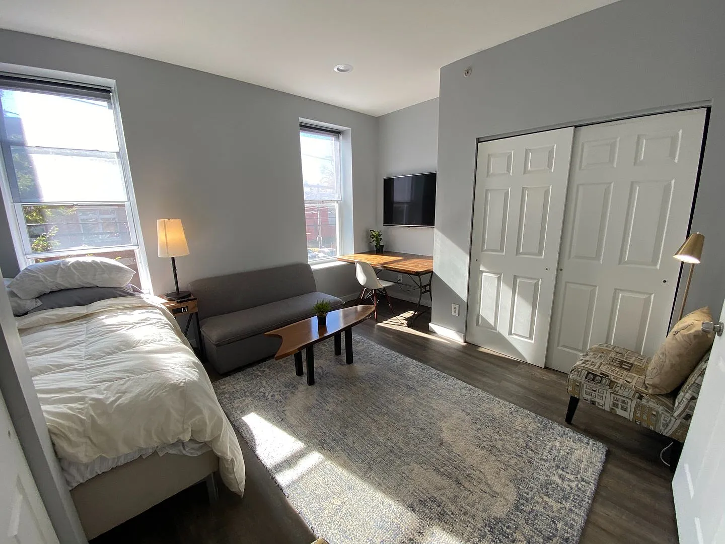 1535 W Poplar St. — Photo 2