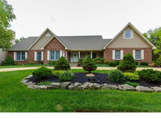 10 Lake Forest Cir, Lake Saint Louis, MO