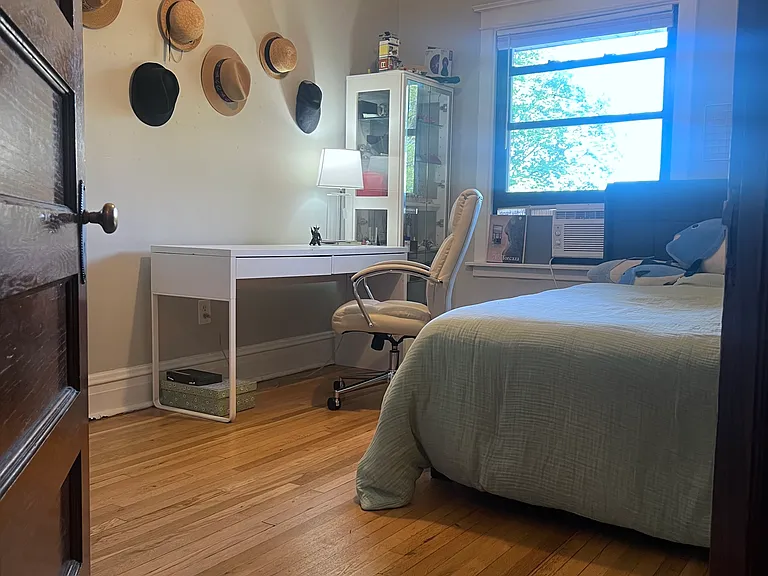 1713 Ridge Ave #301 — Photo 8