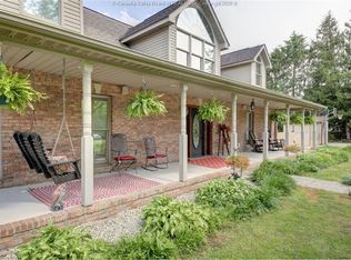 288 Cannery Ln, Winfield, WV 25213
