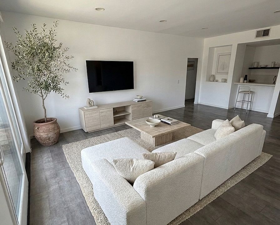Living Room (virtually staged)