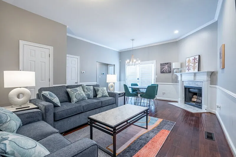 1 bed, 1.0 bath, 804 sqft, $2,549 — Photo 3