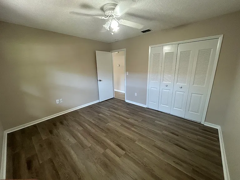 1308 Gilbert Ave #1308 — Photo 9