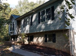 155 Holiday Rd, Winchester, VA 22603