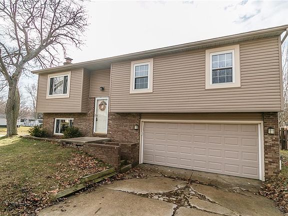2nd image of 1860 Frost Cir