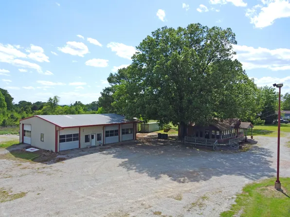 9470 Harrison St, Newark, AR 72562