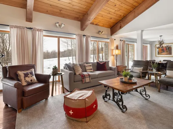 88 Upper Hollow Hill Road, Stowe, VT 05672