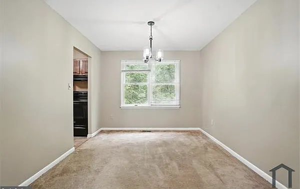 9230 Woodcreek Ct — Photo 5