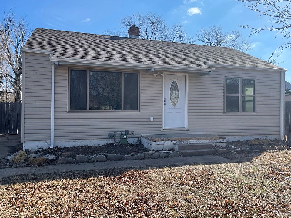 2nd image of 2338 S Saint Francis Ave