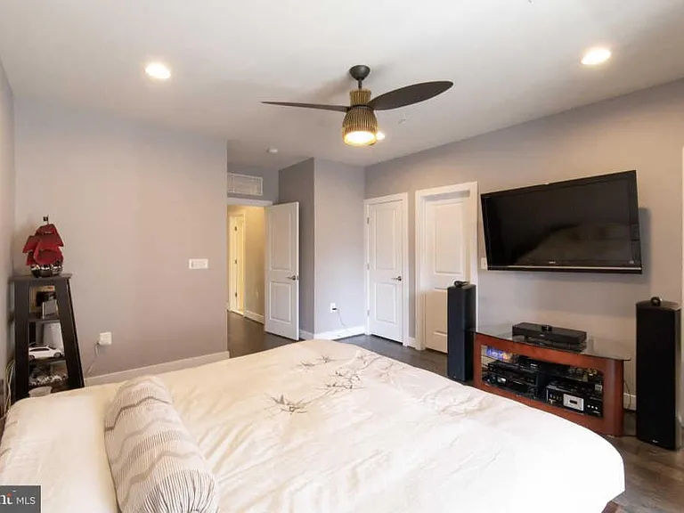 2203 Richmond Hwy #101 — Photo 12