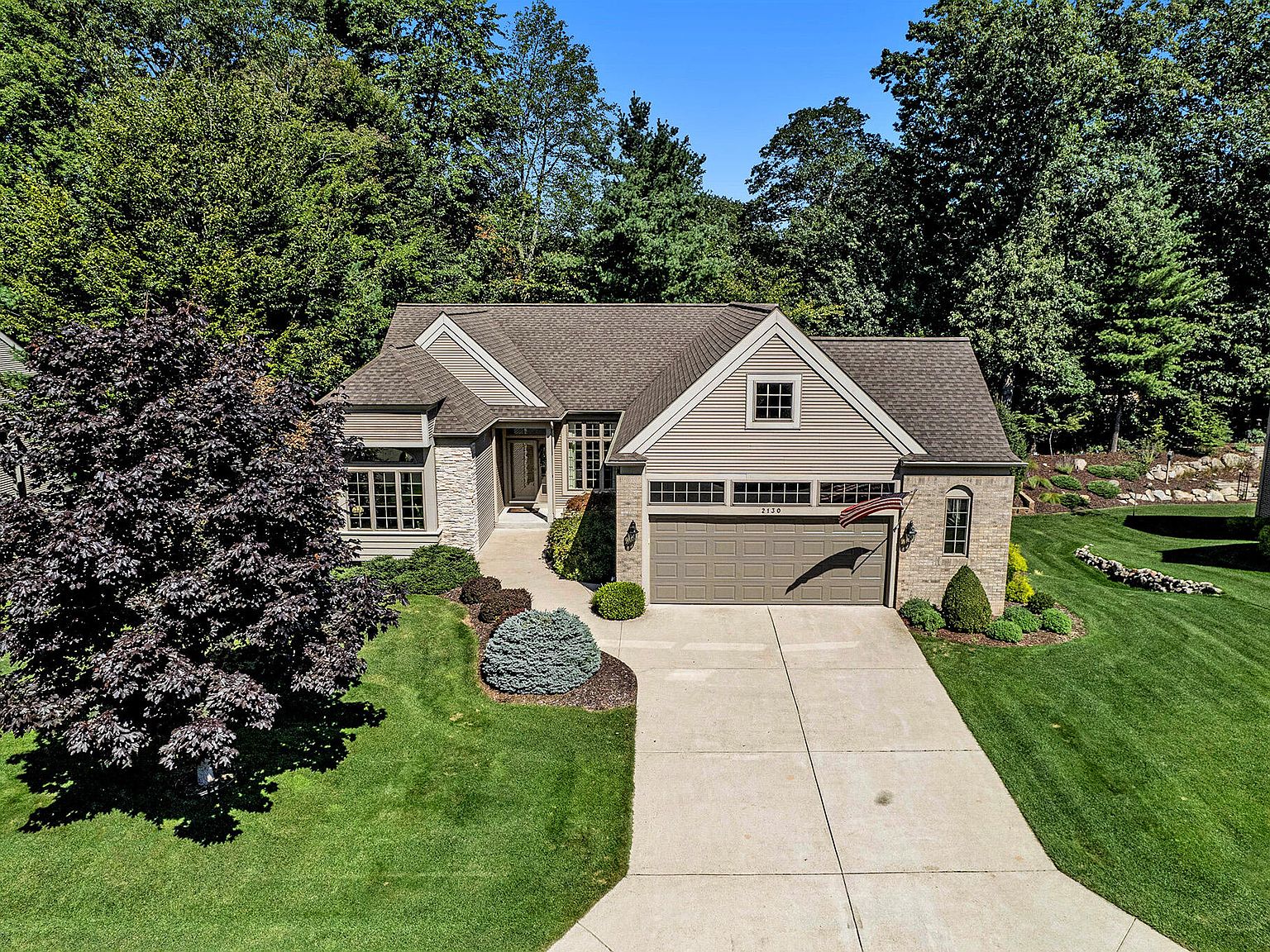 2130 W Glen Ct, Norton Shores, MI 49441 Zillow