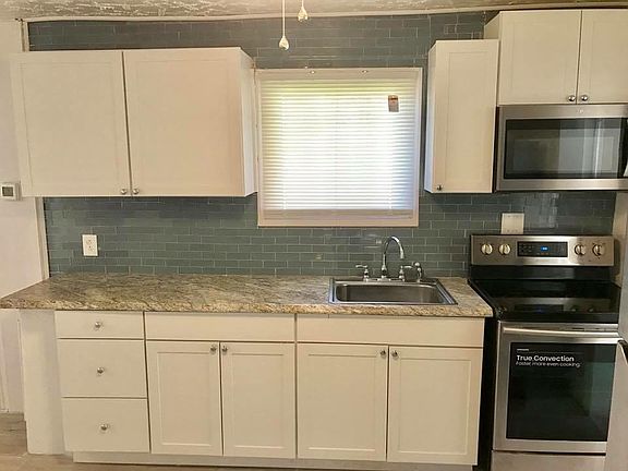 3rd image of 217 Terrace Ave