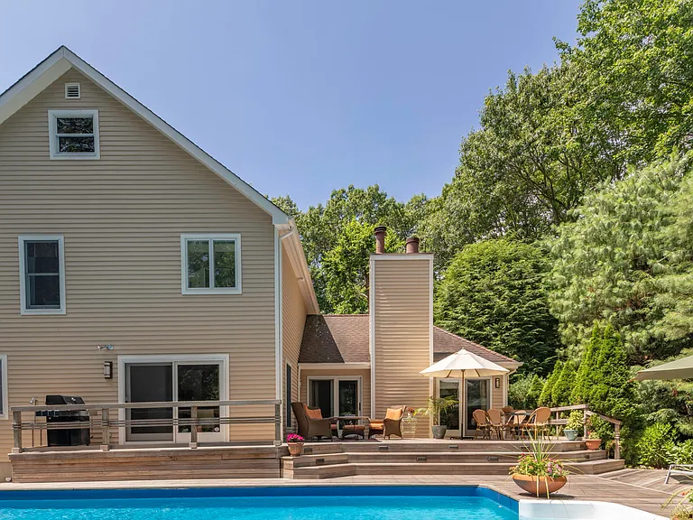 189 Northside Dr — Photo 23
