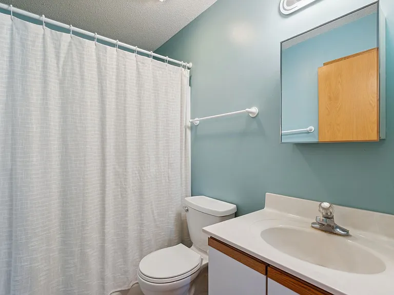 512 Sommers Landing Rd N — Photo 10