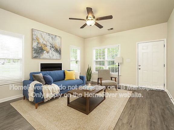 2nd image of 3717 Queenswood Ln