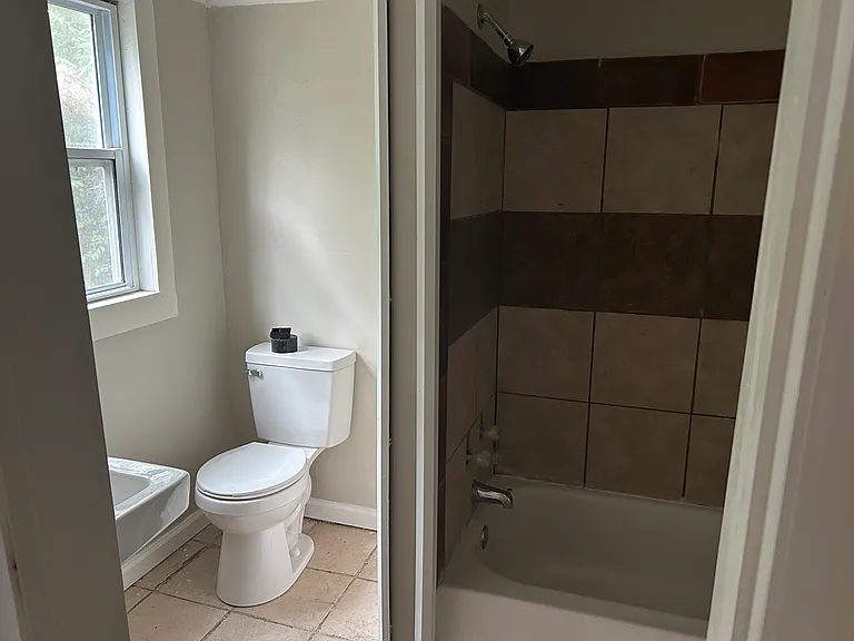 132 Thompson St #132 — Photo 7