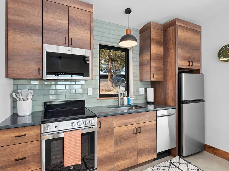 945 Nob Hill Rd #14 — Photo 8