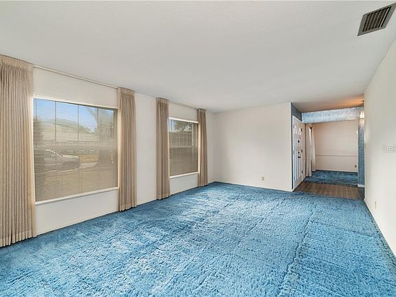 4th image of 2937 De Brocy Way