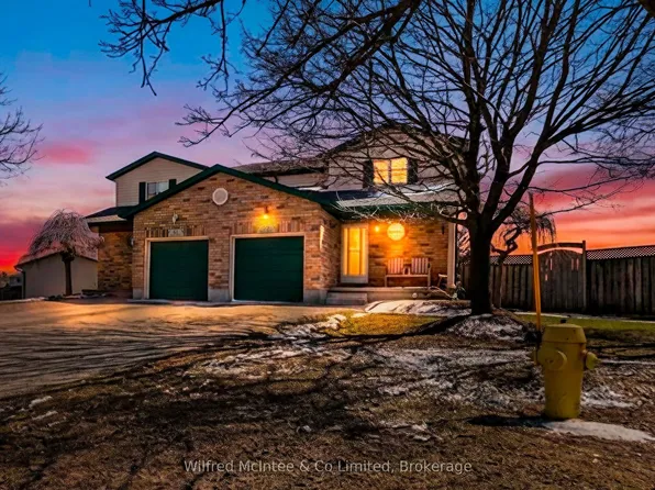 59 Dales Dr, Mapleton, ON N0G 1P0