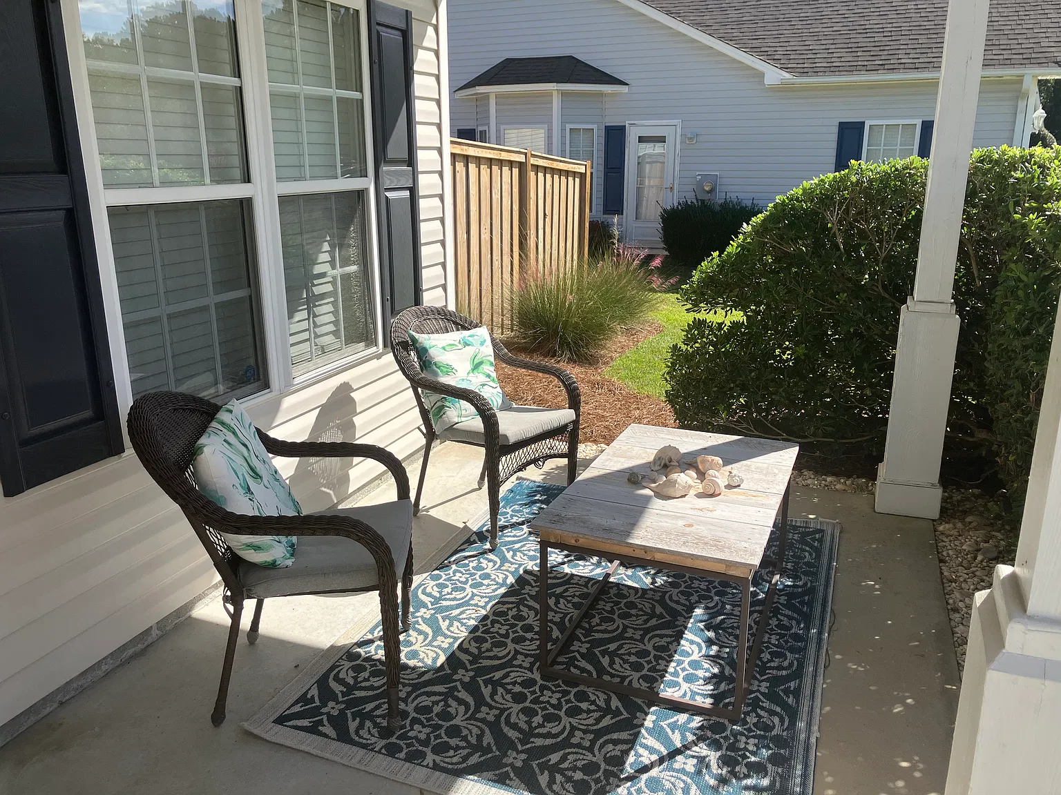 3 bed, 1500 sqft, $2,100 — Photo 3