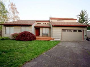 2390 SE 55th Ct, Hillsboro, OR 97123