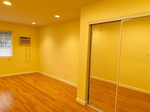 5th image of 6134 Hazelhurst Pl APT 2