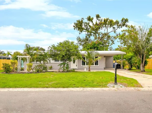 2712 Carnegie Pl, Bradenton, FL 34207