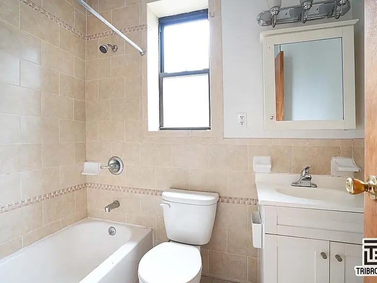 141-24 84th Dr #4A — Photo 5