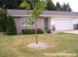N4210 Killarney Ln, Kaukauna, WI 54130