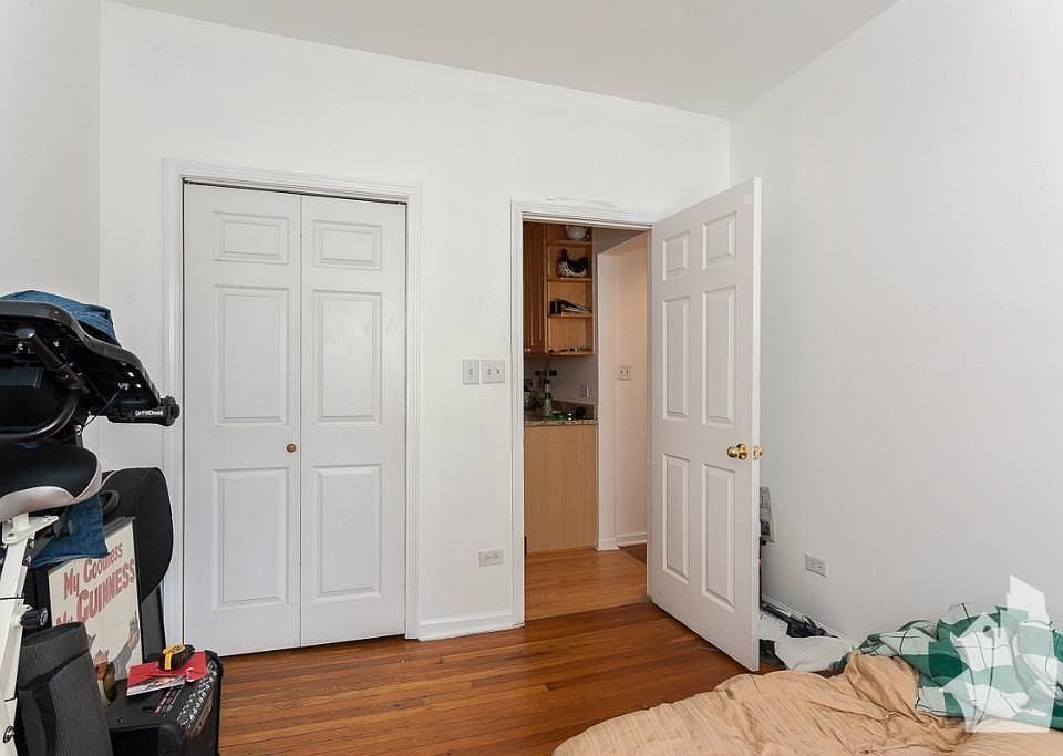 1st image of 6815 W Wrightwood Ave #1E