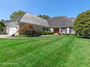 36 W Stone Ave, Lake Forest, IL 60045