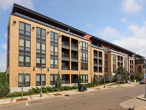 2nd image of 4730 Park Commons Dr Unit 204