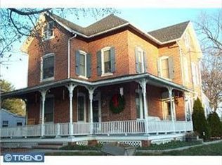 155 S Walnut St, Wernersville, PA 19565