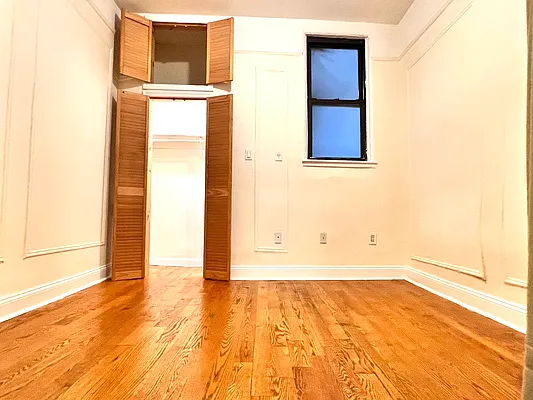 Rented by Compass | media 11