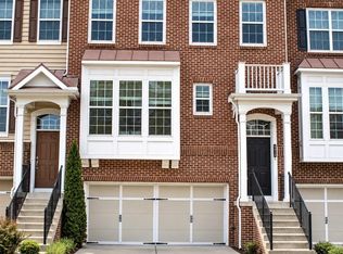 43555 White Cap Ter, Chantilly, VA 20152