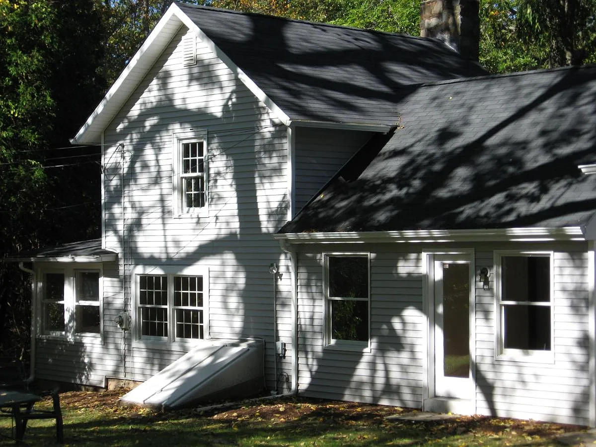 822 Durham Rd — Photo 3