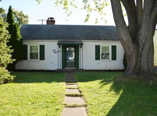 900 S Broadleigh Rd, Columbus, OH 43209