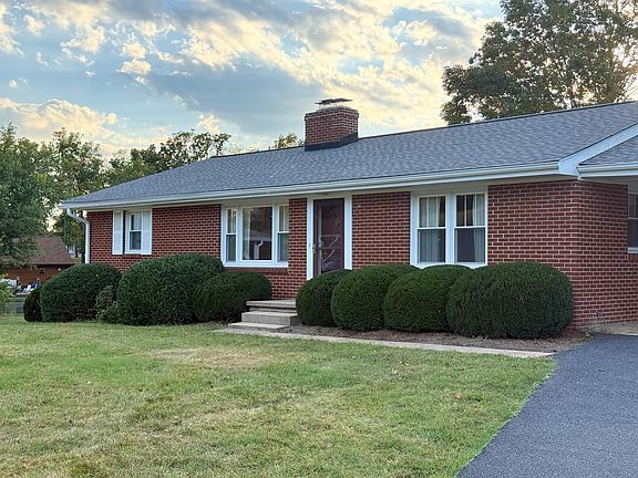 3rd image of 47 Gish Ln
