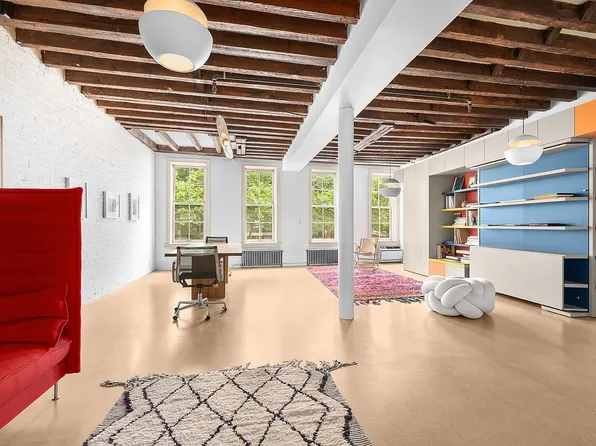 330 Pearl St APT 2A, New York, NY 10038