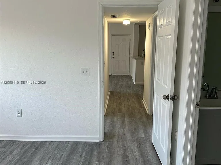 15422 SW 284th St #7306 — Photo 6